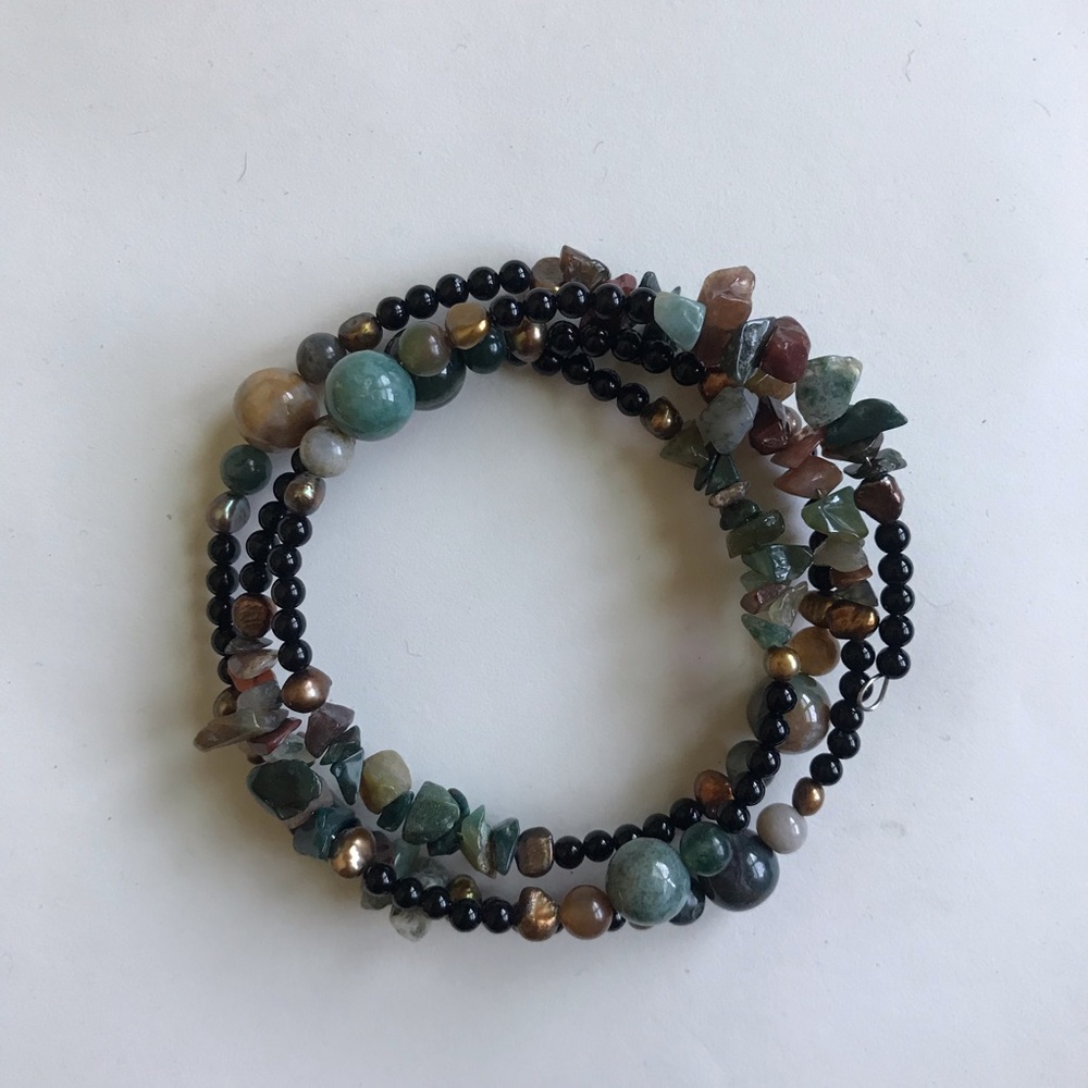 Black Stone and Agate bead bracelet